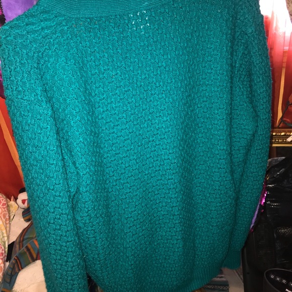 Soft worn teal sweater - Picture 3 of 3
